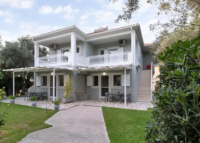 Elaia 1 * Lefkada City
